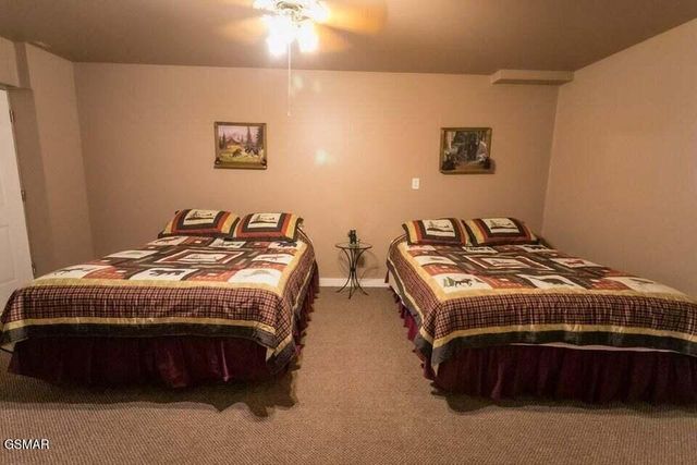 3390 Robeson Road, Sevierville, TN 37862