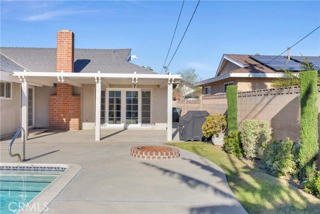 12111 Reagan Street, Los Alamitos, CA 90720