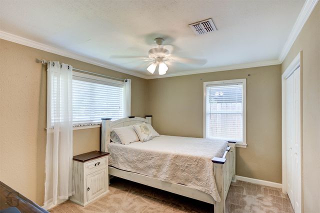 2612 Douglas Drive, Bossier City, LA 71111