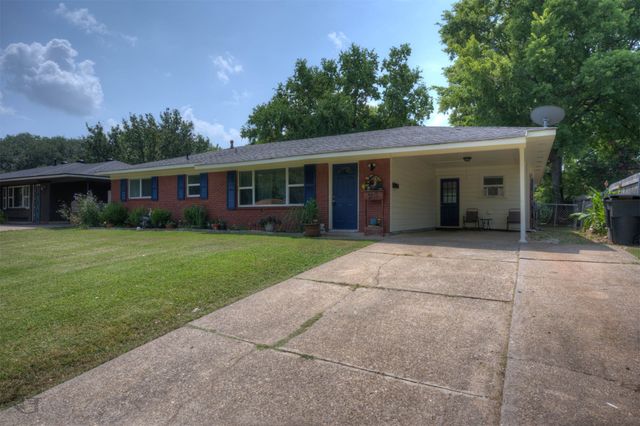 2612 Douglas Drive, Bossier City, LA 71111