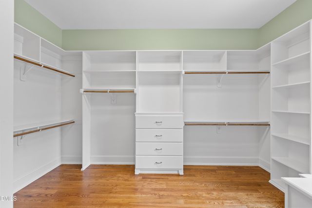 1905 Green Oaks Parkway, Holly Springs, NC 27540