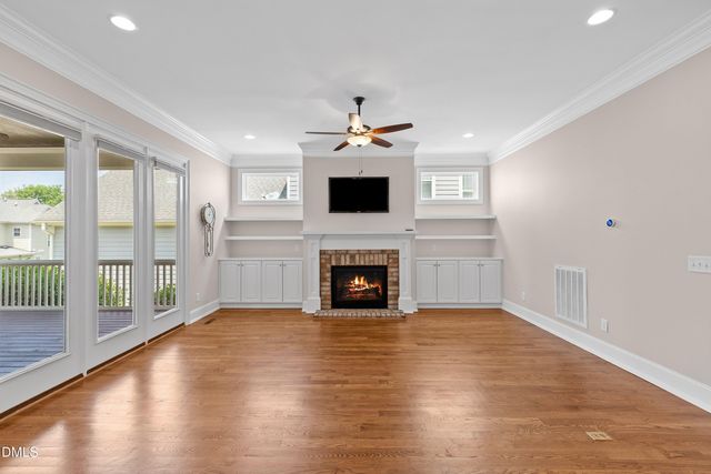 1905 Green Oaks Parkway, Holly Springs, NC 27540