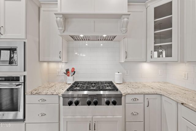 1905 Green Oaks Parkway, Holly Springs, NC 27540
