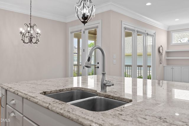 1905 Green Oaks Parkway, Holly Springs, NC 27540