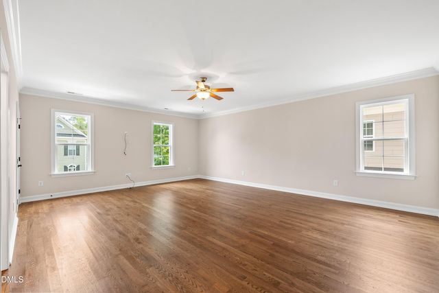 1905 Green Oaks Parkway, Holly Springs, NC 27540