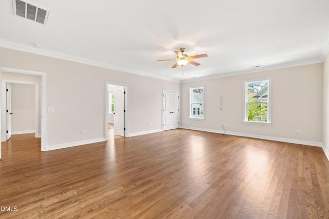 1905 Green Oaks Parkway, Holly Springs, NC 27540