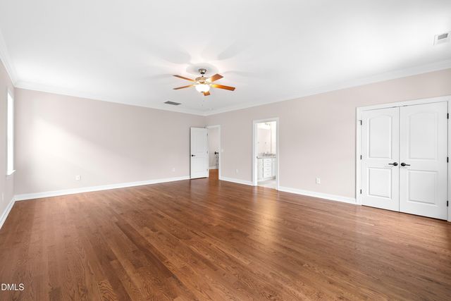 1905 Green Oaks Parkway, Holly Springs, NC 27540