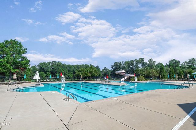 1905 Green Oaks Parkway, Holly Springs, NC 27540