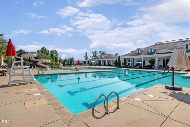 1905 Green Oaks Parkway, Holly Springs, NC 27540