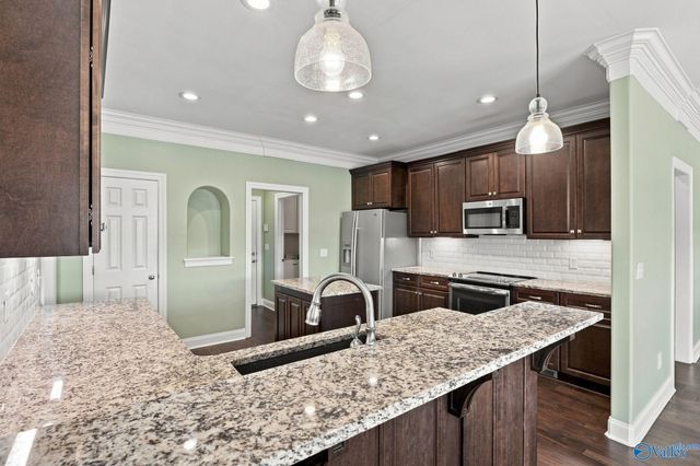 180 River Walk Trail, New Market, AL 35761
