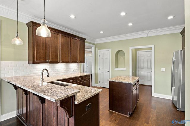 180 River Walk Trail, New Market, AL 35761