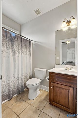 180 River Walk Trail, New Market, AL 35761