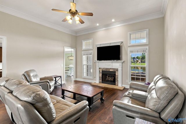 180 River Walk Trail, New Market, AL 35761