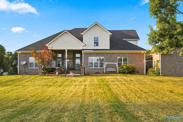 180 River Walk Trail, New Market, AL 35761