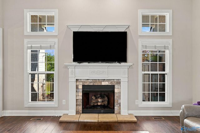180 River Walk Trail, New Market, AL 35761