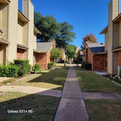 1217 Sequoyah Place C, Edmond, OK 73003