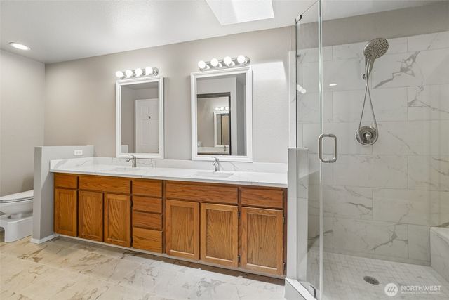 22330 NE 28th Street, Sammamish, WA 98074