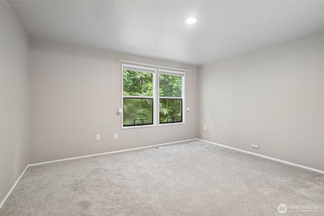 22330 NE 28th Street, Sammamish, WA 98074