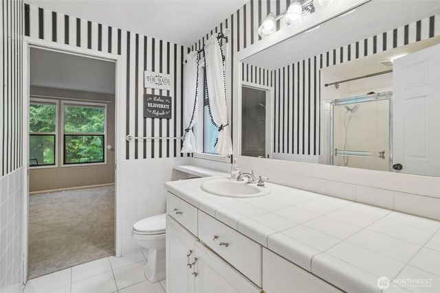 22330 NE 28th Street, Sammamish, WA 98074