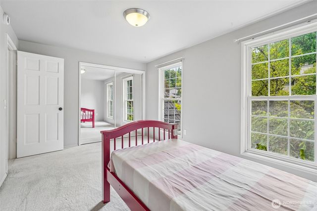 22330 NE 28th Street, Sammamish, WA 98074