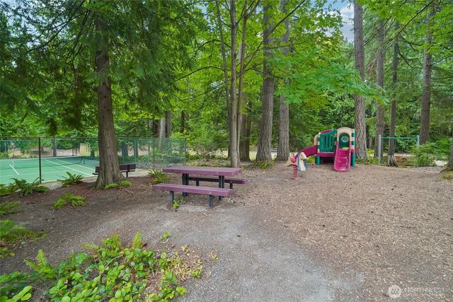 22330 NE 28th Street, Sammamish, WA 98074