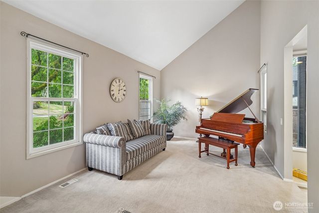 22330 NE 28th Street, Sammamish, WA 98074