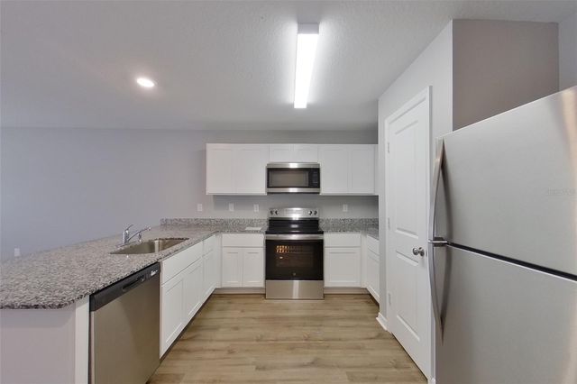 9810 N SANTEE TERRACE, Dunnellon, FL 34433