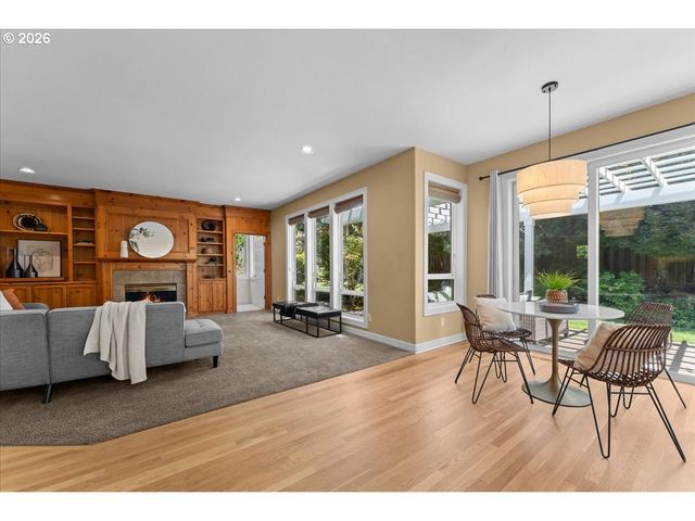 12892 Nw LORRAINE Dr, Portland, OR 97229