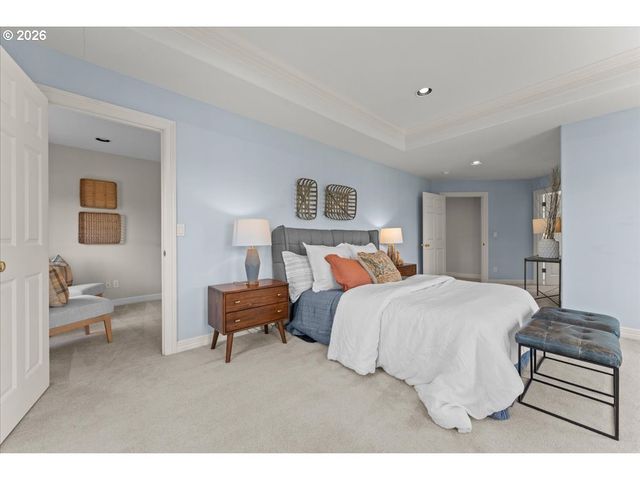 12892 Nw LORRAINE Dr, Portland, OR 97229