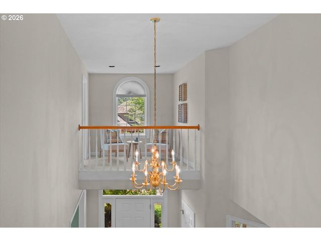 12892 Nw LORRAINE Dr, Portland, OR 97229