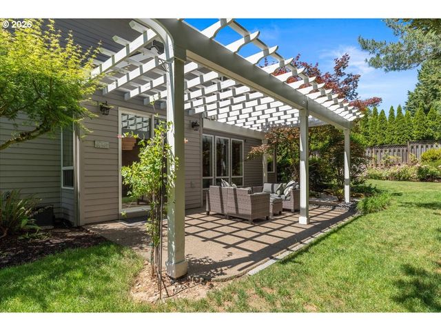12892 Nw LORRAINE Dr, Portland, OR 97229