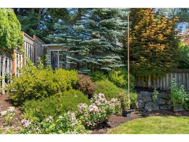 12892 Nw LORRAINE Dr, Portland, OR 97229