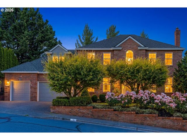 12892 Nw LORRAINE Dr, Portland, OR 97229