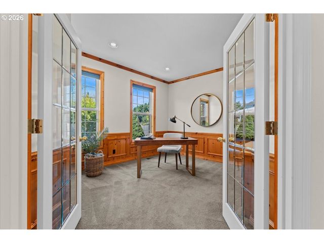 12892 Nw LORRAINE Dr, Portland, OR 97229
