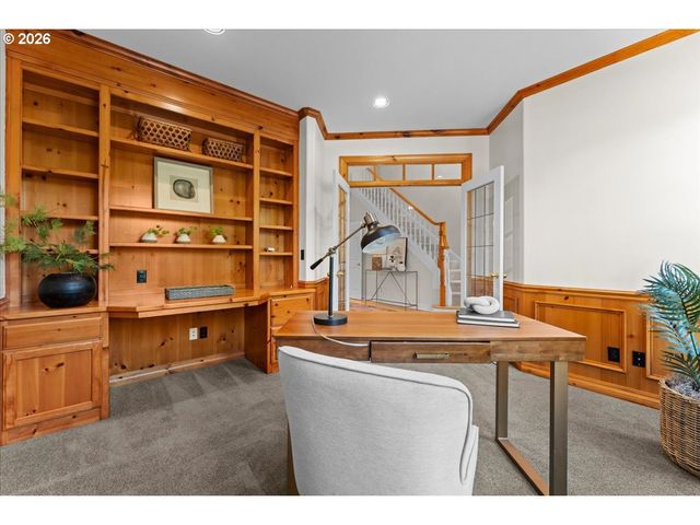 12892 Nw LORRAINE Dr, Portland, OR 97229