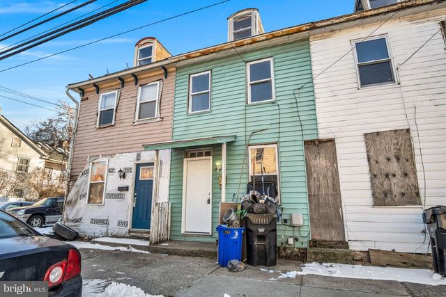 1251 BAILEY ST, Harrisburg, PA 17103