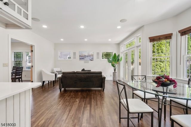 13 Glenview Rd, North Caldwell Boro, NJ 07006