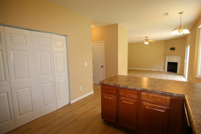 409 Melbourne Lane, Spartanburg, SC 29301