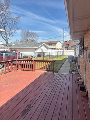 16417 66th Court, Tinley Park, IL 60477