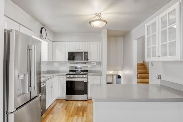 16417 66th Court, Tinley Park, IL 60477