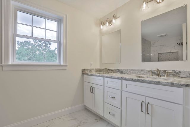 59 Countryside Drive, Brookline, NH 03033