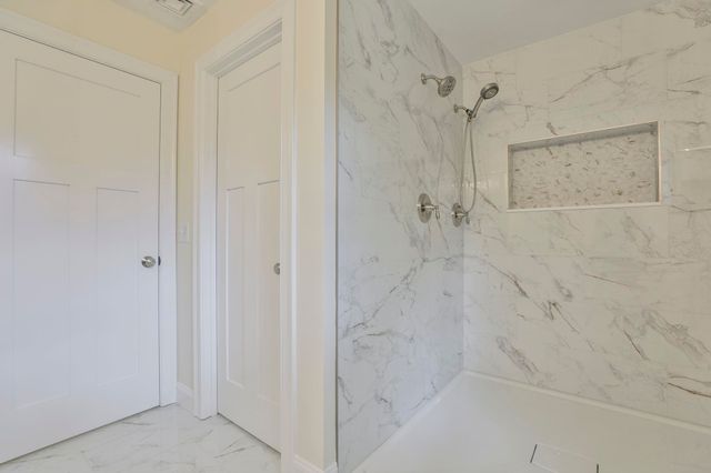 59 Countryside Drive, Brookline, NH 03033