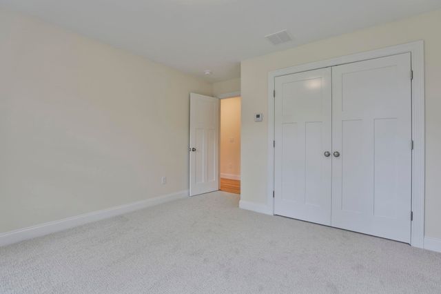 59 Countryside Drive, Brookline, NH 03033