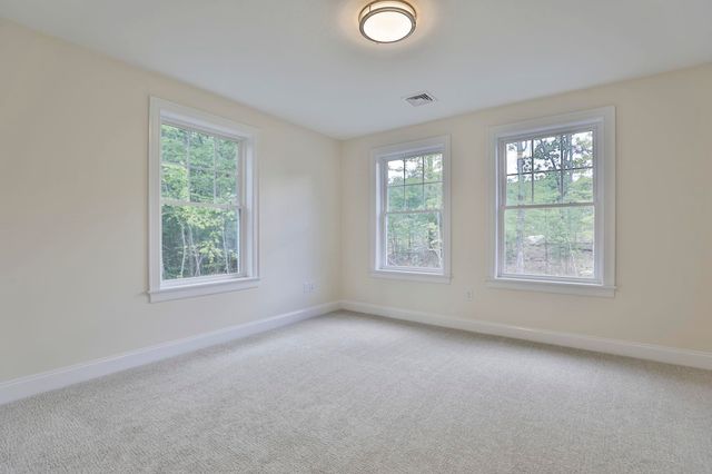 59 Countryside Drive, Brookline, NH 03033