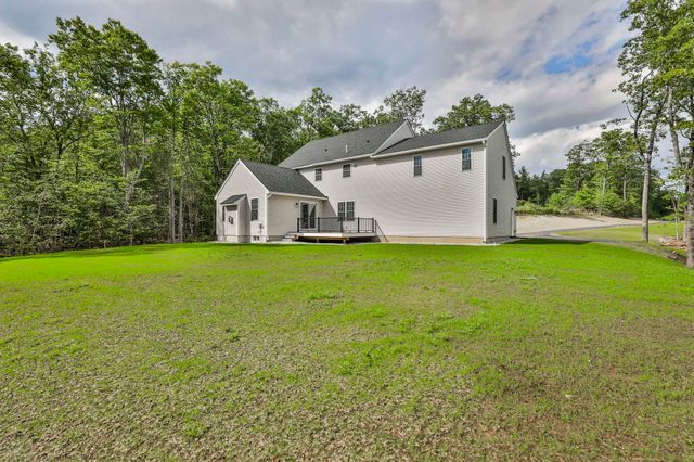 59 Countryside Drive, Brookline, NH 03033