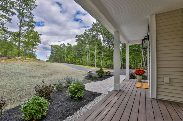 59 Countryside Drive, Brookline, NH 03033