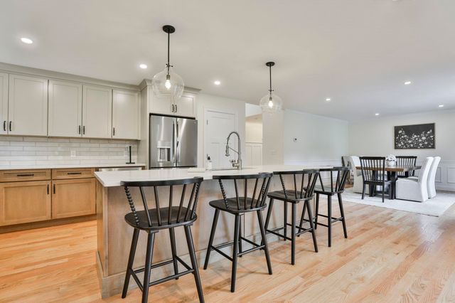 59 Countryside Drive, Brookline, NH 03033