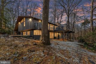 900 COACHWAY, Annapolis, MD 21401