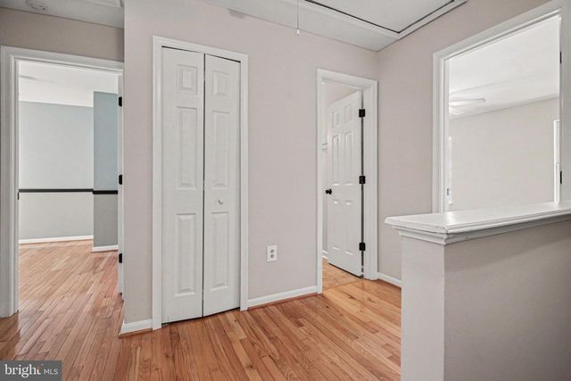 404 KINGS CREST DR, Stafford, VA 22554