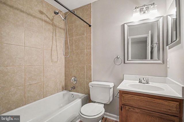 404 KINGS CREST DR, Stafford, VA 22554